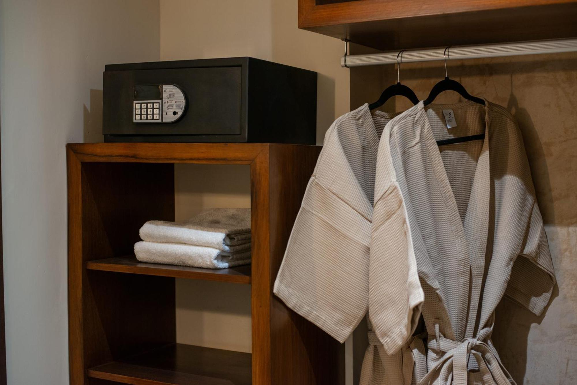 Kahatsa' Boutique Hotel トゥルム エクステリア 写真